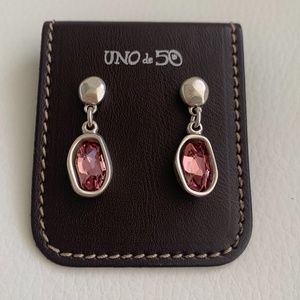 NWT! UNO de 50 Earrings "On Tip Toes" PEN0400.